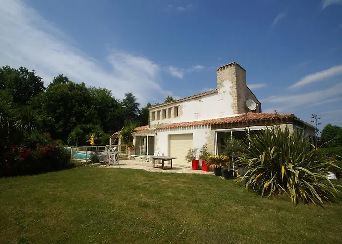 Nocleg ze śniadaniem Pietra 3*